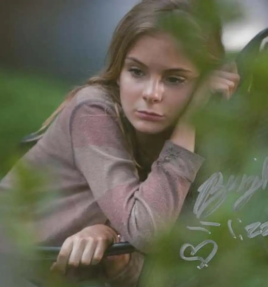 Isabella, Queen of England Image